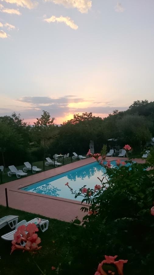 Locanda Delle Noci Pérouse Extérieur photo